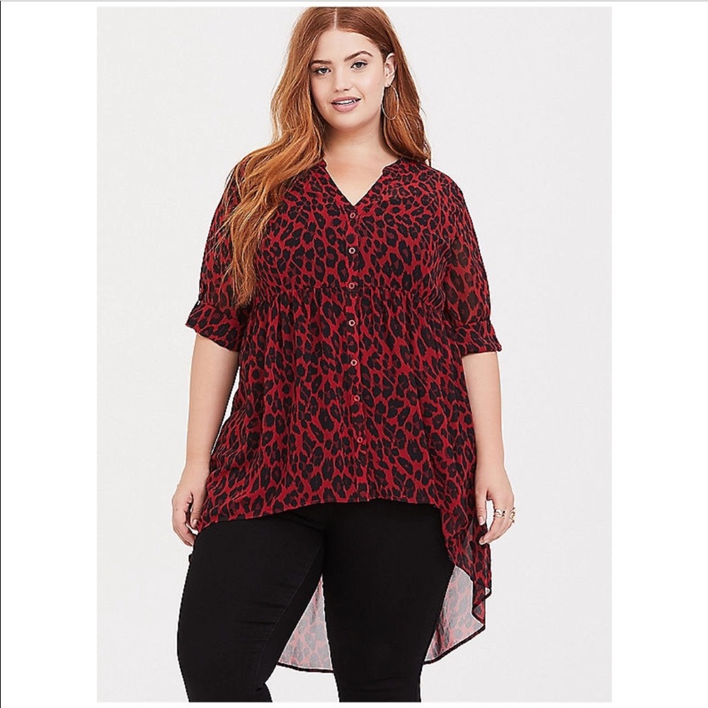 Hi-low top, torrid size 2. Red/black animal print